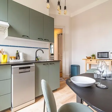 Le Rendez-vous Des Promenades #gare-cathedrale Apartment